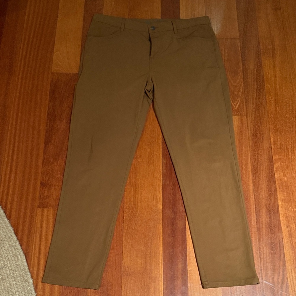 Vuori Men's Meta 5-pocket tech pants